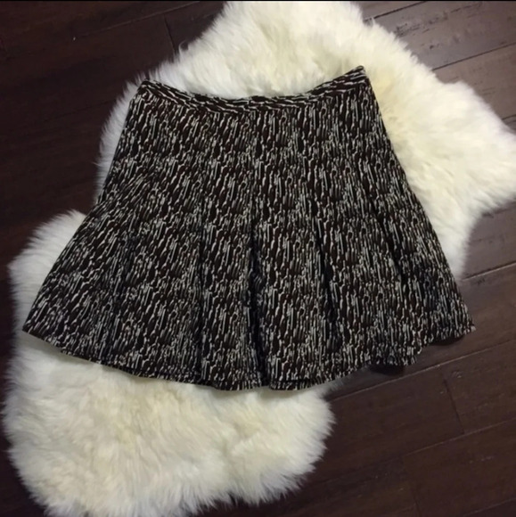 Diane Von Furstenberg Gemma Pleated Skirt 12 - Picture 2 of 12
